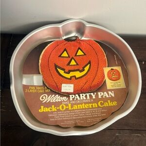 Wilton Jack-O-Lantern Cake Pan.